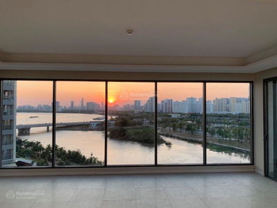 Diamond Island, Vietnam Diamond Island, Vietnam