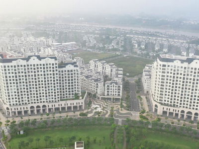 Swan Bay, Vietnam Swan Bay, Vietnam