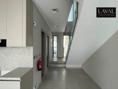 MAG Eye, United Arab Emirates  MAG Eye, United Arab Emirates