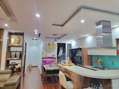 Seasons Avenue, Vietnam Seasons Avenue, Vietnam