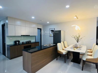 Rose Town, Vietnam Rose Town, Vietnam