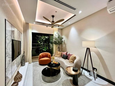 Of The Sun, Vietnam Of The Sun, Vietnam