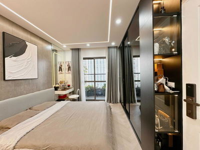 The Golden Palm Le Van Luong, Vietnam The Golden Palm Le Van Luong, Vietnam