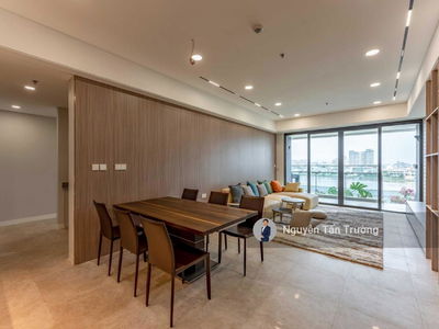 The River Thu Thiem, Vietnam The River Thu Thiem, Vietnam