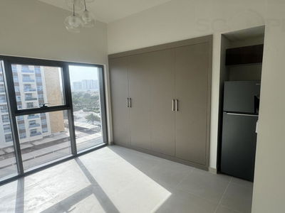 AZIZI Berton, United Arab Emirates  AZIZI Berton, United Arab Emirates