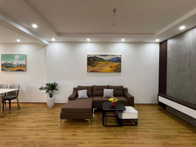 Cau Dien Street, Vietnam Cau Dien Street, Vietnam