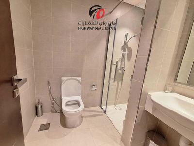 AZIZI Berton, United Arab Emirates  AZIZI Berton, United Arab Emirates