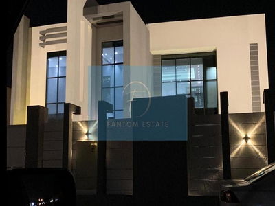 Al Khail Gate, United Arab Emirates  Al Khail Gate, United Arab Emirates