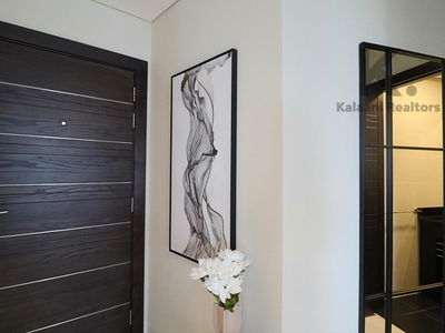 Cayan Tower, United Arab Emirates  Cayan Tower, United Arab Emirates