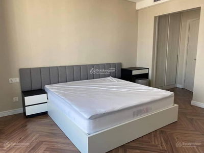 Khuong Trung Street, Vietnam Khuong Trung Street, Vietnam