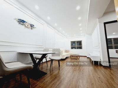 Hoang Hoa Tham Street, Vietnam Hoang Hoa Tham Street, Vietnam