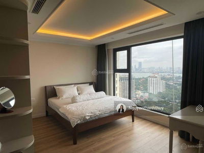 D'. Le Roi Soleil, Vietnam D'. Le Roi Soleil, Vietnam