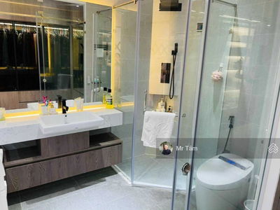 The Nine, Vietnam The Nine, Vietnam