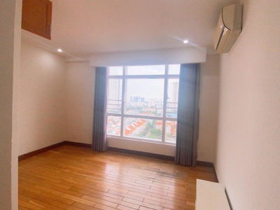 Him Lam Riverside, Vietnam  Him Lam Riverside, Vietnam