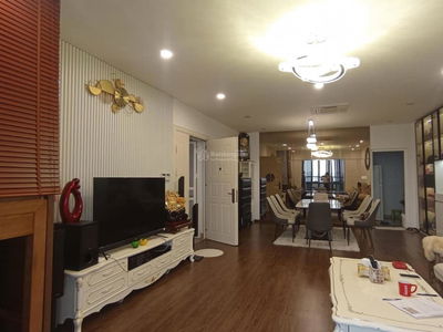 Song Da Ha Dong Tower, Vietnam Song Da Ha Dong Tower, Vietnam