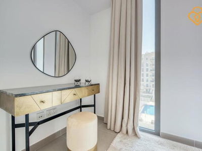 Hayat Boulevard, United Arab Emirates  Hayat Boulevard, United Arab Emirates