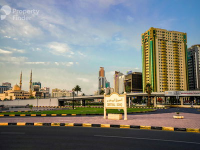Lake Tower, United Arab Emirates  Lake Tower, United Arab Emirates