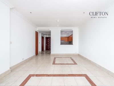 Al Murjan Building, United Arab Emirates  Al Murjan Building, United Arab Emirates