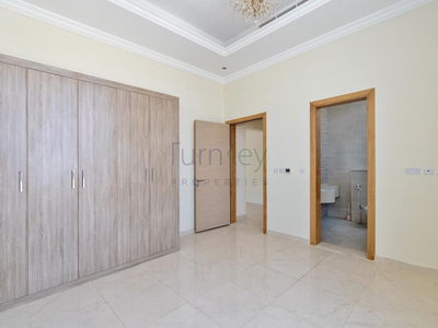 Jebel Ali Hills, United Arab Emirates  Jebel Ali Hills, United Arab Emirates