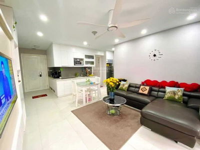 Hoang Cau Street, Vietnam Hoang Cau Street, Vietnam