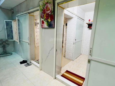 Nguyen Chi Thanh Street, Vietnam Nguyen Chi Thanh Street, Vietnam