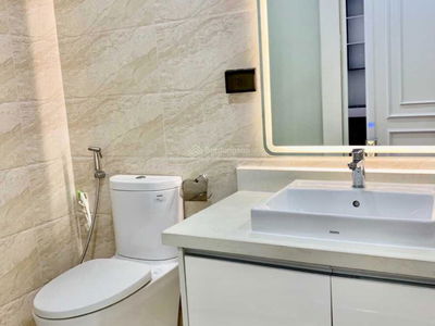 Golden Land, Vietnam Golden Land, Vietnam