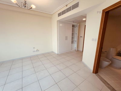 21st Century Tower, United Arab Emirates  21st Century Tower, United Arab Emirates