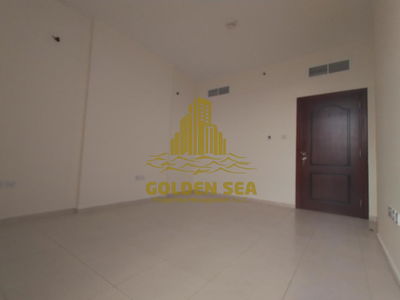 Mina Road, United Arab Emirates  Mina Road, United Arab Emirates