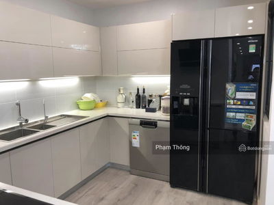 Florence My Dinh, Vietnam Florence My Dinh, Vietnam