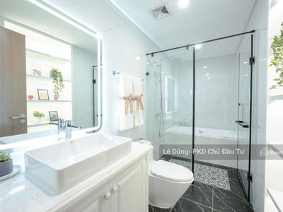 Hoang Thanh Pearl, Vietnam Hoang Thanh Pearl, Vietnam