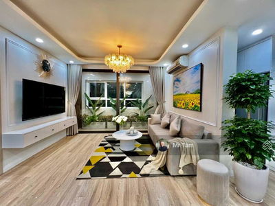 The Nine, Vietnam The Nine, Vietnam