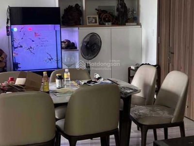 Topaz Elite, Vietnam Topaz Elite, Vietnam