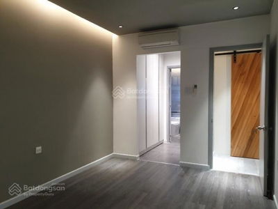 River Gate, Vietnam River Gate, Vietnam