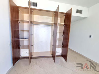 Sea Side Tower Sea Side Tower