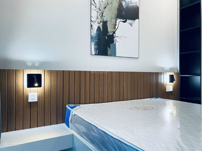 The Nine, Vietnam The Nine, Vietnam