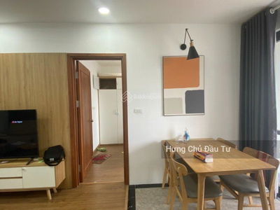 Lac Long Quan Street, Vietnam Lac Long Quan Street, Vietnam