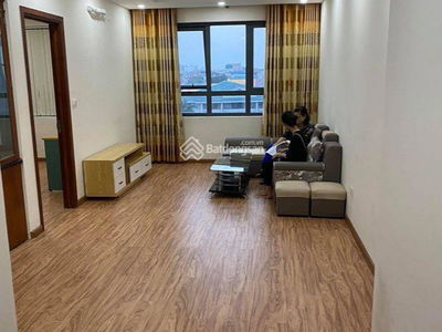 Xuan La Street, Vietnam Xuan La Street, Vietnam