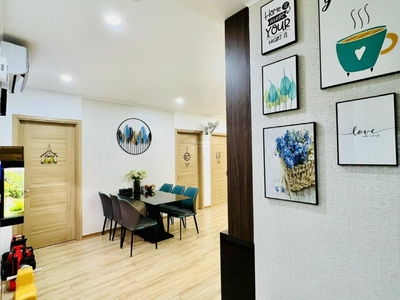 Dreamland Bonanza, Vietnam Dreamland Bonanza, Vietnam