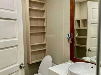 Sunrise City, Vietnam Sunrise City, Vietnam