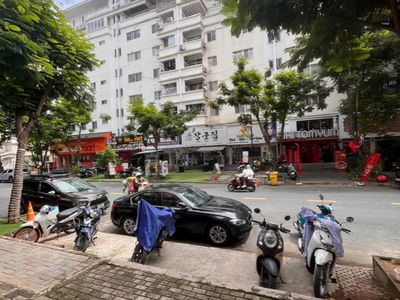 Gehäuse In Nha Be, Vietnam Gehäuse In Nha Be, Vietnam