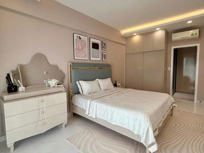 Scenic Valley, Vietnam  Scenic Valley, Vietnam