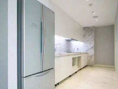 Gateway, Vietnam Gateway, Vietnam