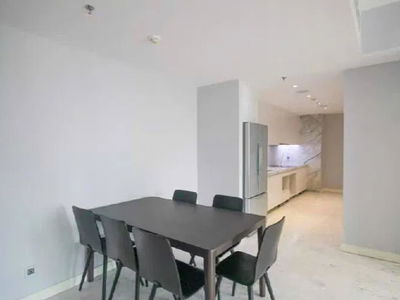 Gateway, Vietnam Gateway, Vietnam