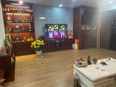 Iris Garden, Vietnam Iris Garden, Vietnam