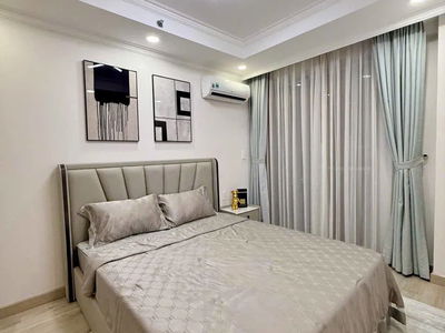 Scenic Valley, Vietnam  Scenic Valley, Vietnam