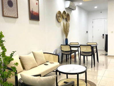 Moonlight Boulevard, Vietnam  Moonlight Boulevard, Vietnam