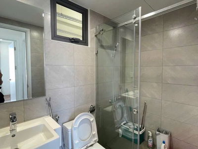 Dlusso, Vietnam  Dlusso, Vietnam