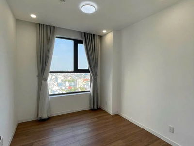 Dlusso, Vietnam Dlusso, Vietnam