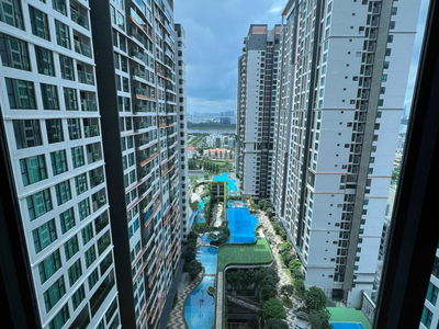 Happy In View, Vietnam Happy In View, Vietnam