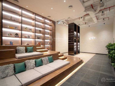 Of The Sun, Vietnam Of The Sun, Vietnam